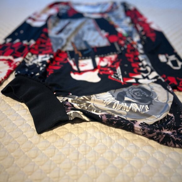 Top - Picture 7 of 8